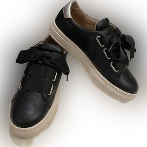 Caslon Leather Sneakers Ribbon Laces